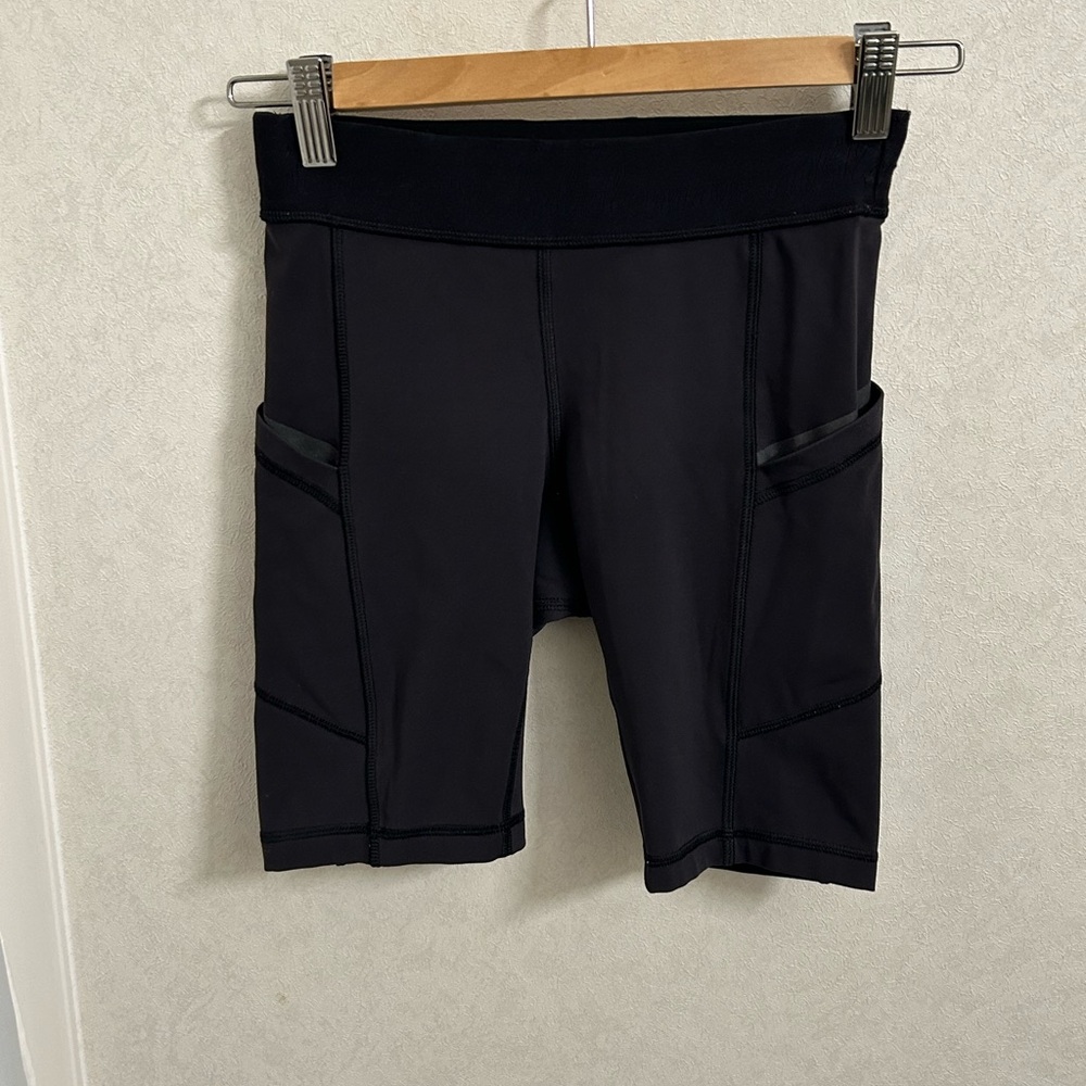 Lululemon biker shorts size 2